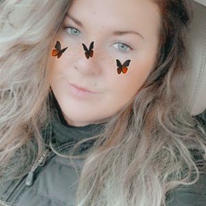 Meet your Posher, Cassie